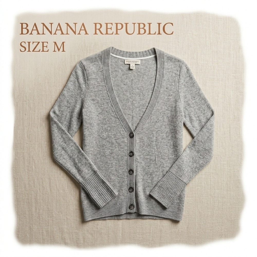 Banana Republic Classic Soft Knit Wool Cashmere Blend V Neck Cardigan M